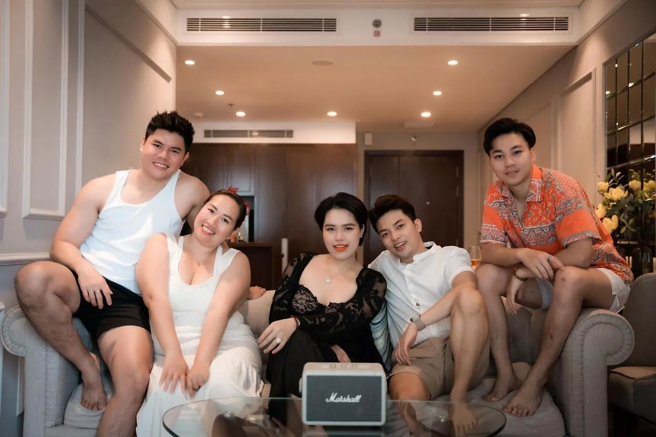 Luxury Apartment - Rooftop Swimming Pool - Beach Front - Hinata Apartment Da Nang 0*,