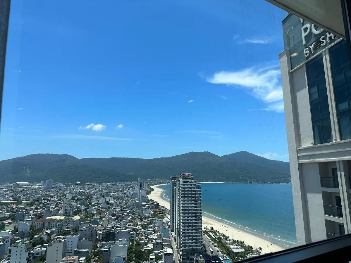 Luxury Apartment - Rooftop Swimming Pool - Beach Front - Hinata Apartment Da Nang